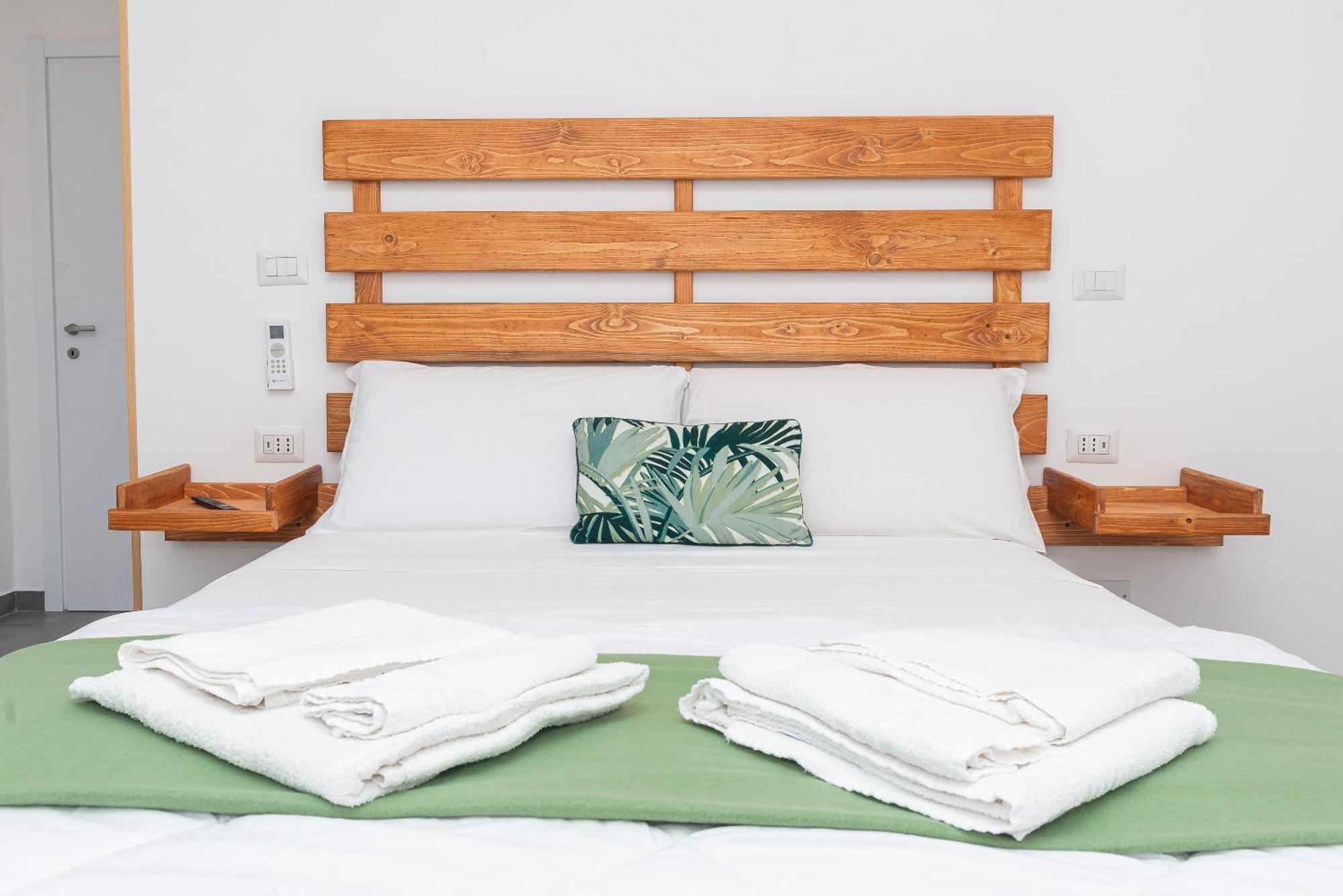 Guest House - Affittacamere Green Apartment - By Faendho Porto Torres Eksteriør billede