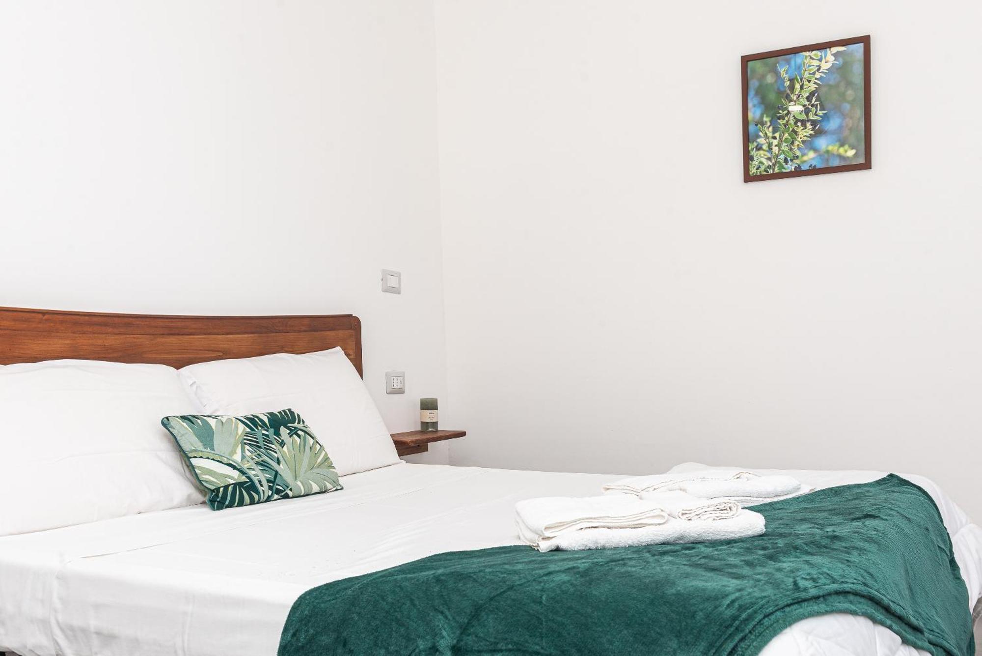 Guest House - Affittacamere Green Apartment - By Faendho Porto Torres Eksteriør billede