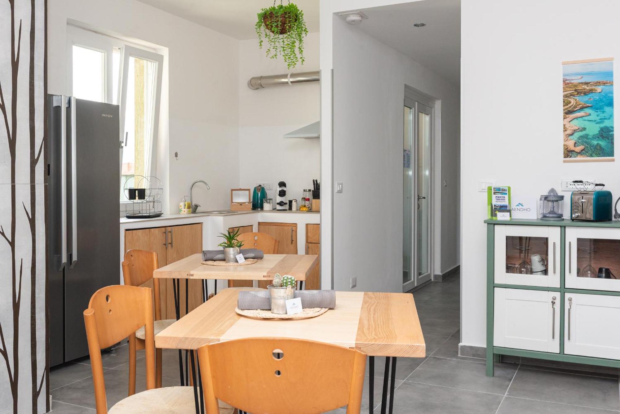 Guest House - Affittacamere Green Apartment - By Faendho Porto Torres Eksteriør billede